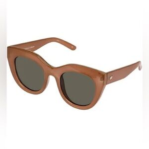 Like NEW Le AIR HEART Women’s CARAMEL Eyewear Sunglasses